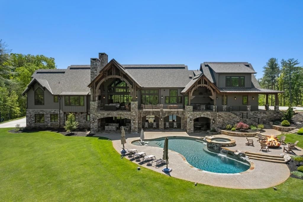 Exquisite Mountain Estate in Dahlonega, Georgia: A Luxurious Retreat Surrounded by Nature's Beauty, Listed at $5.85M