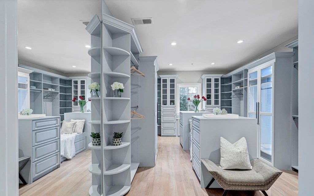 Exquisite and Unparalleled Luxury Home in Bethesda, Maryland: An Invitation to Sophisticated Living at $3.649 Million