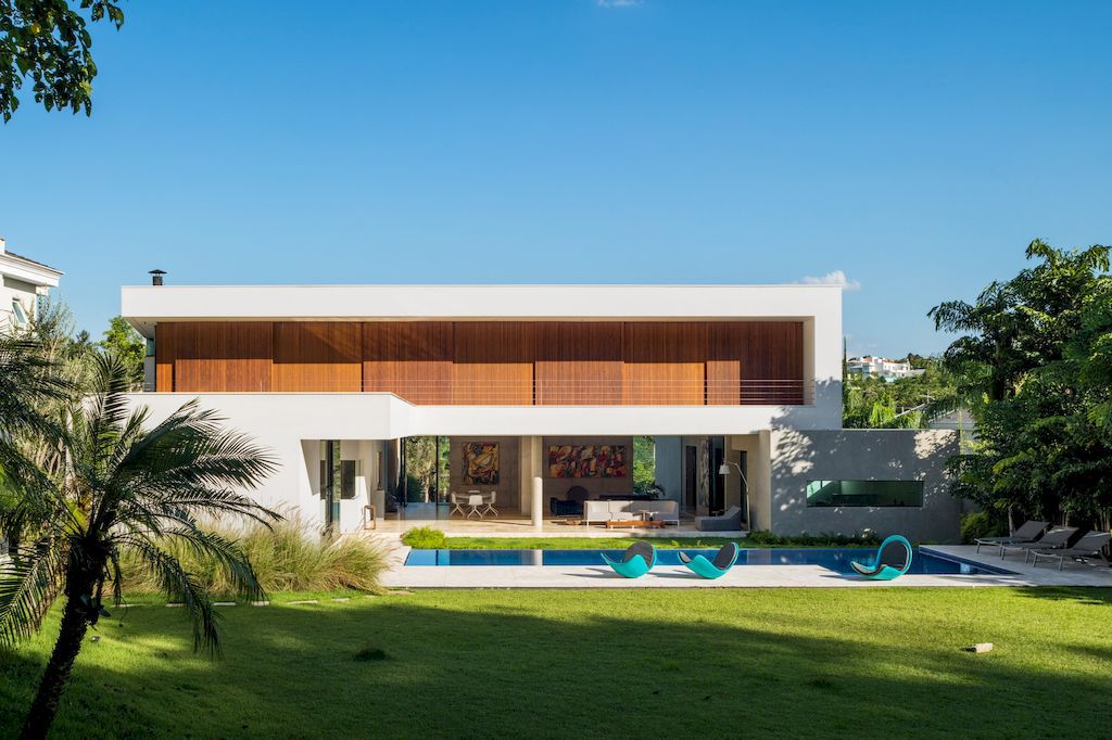 Guaica Residence, Elegant House Designed by Padovani Arquitetos
