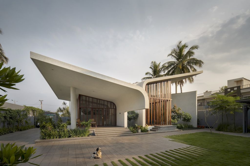 Hosapete Mane House brings harmonious, comfortable space by Cadence