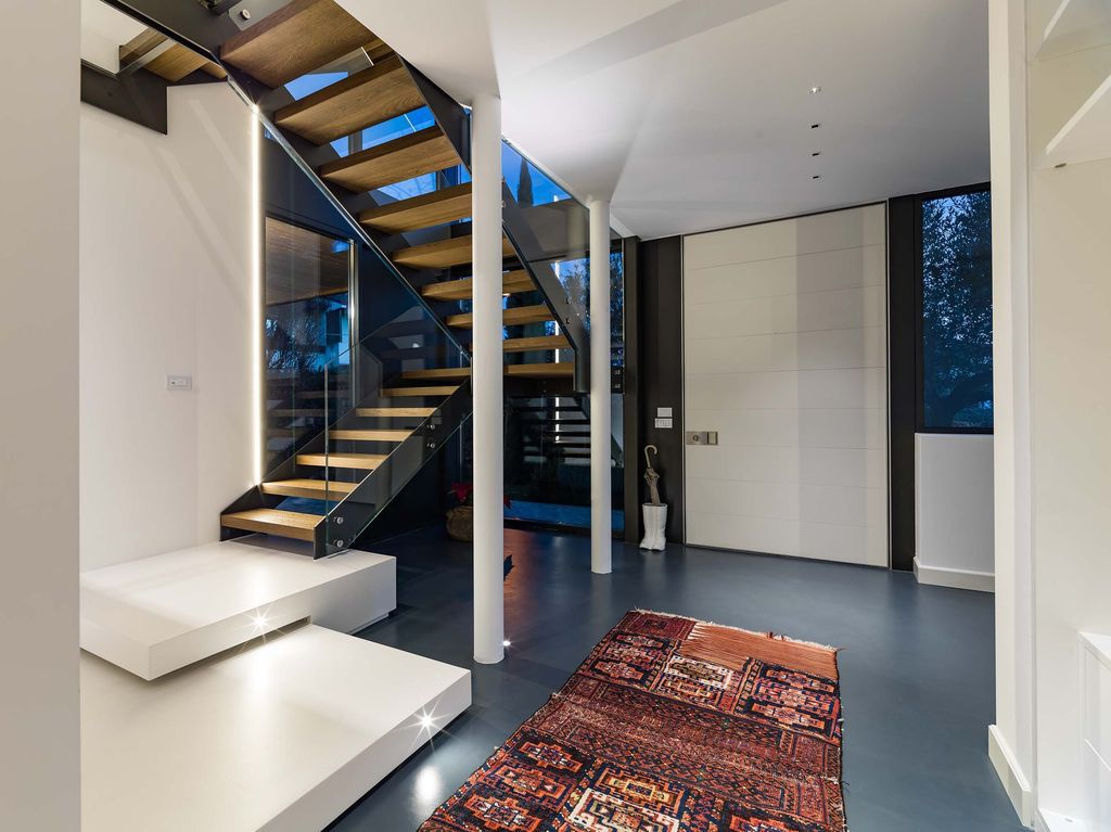 House ML+M+R in Italy by Filippo Caprioglio - Caprioglio Architects