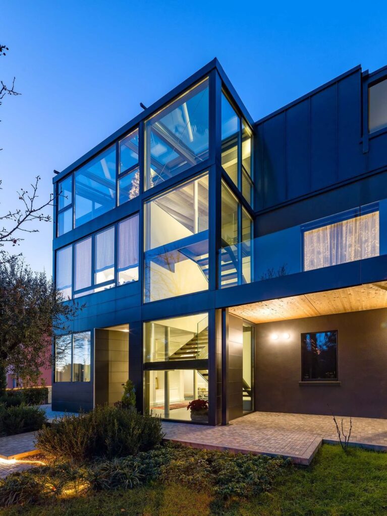 House MLMR in Italy by Filippo Caprioglio Caprioglio Architects 13