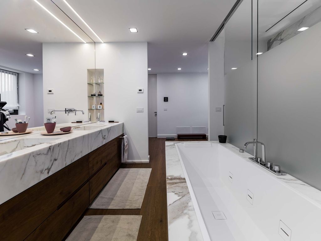 House ML+M+R in Italy by Filippo Caprioglio - Caprioglio Architects