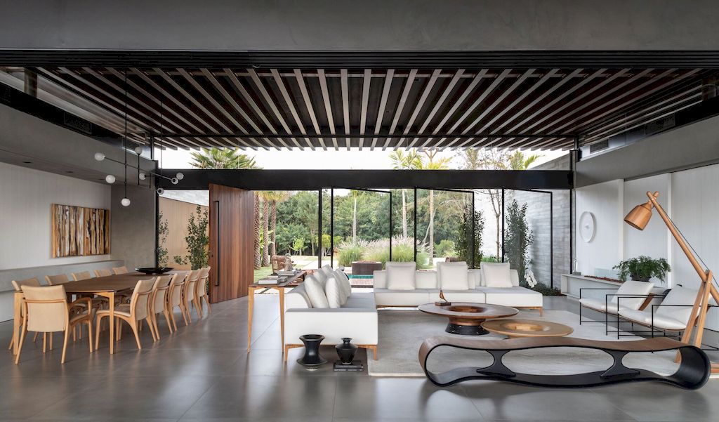 JR House to Enjoy Nature Designed by Padovani Arquitetos Associados