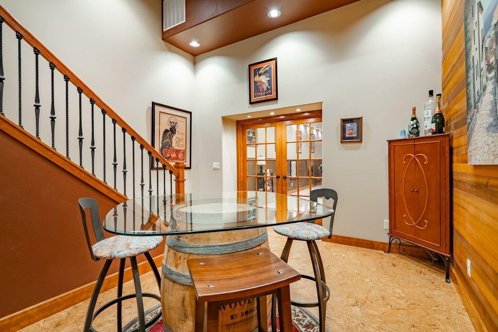 Lakefront Paradise: Luxurious Contemporary Home on Lake Whatcom, Washington Asking $3.489 Million