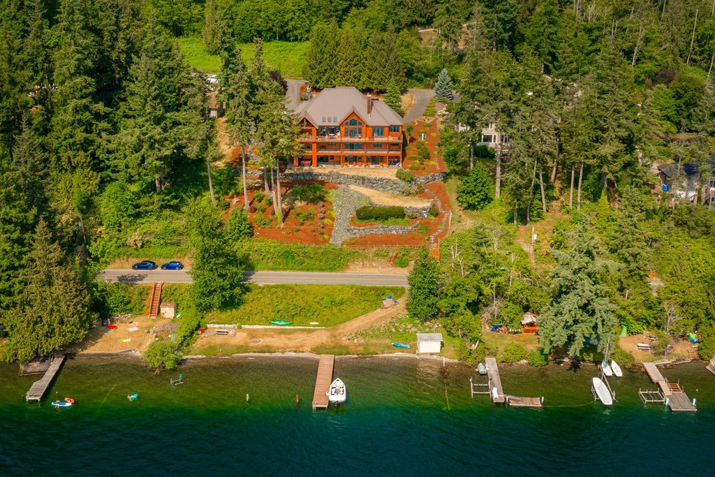 Lakefront Paradise: Luxurious Contemporary Home on Lake Whatcom, Washington Asking $3.489 Million
