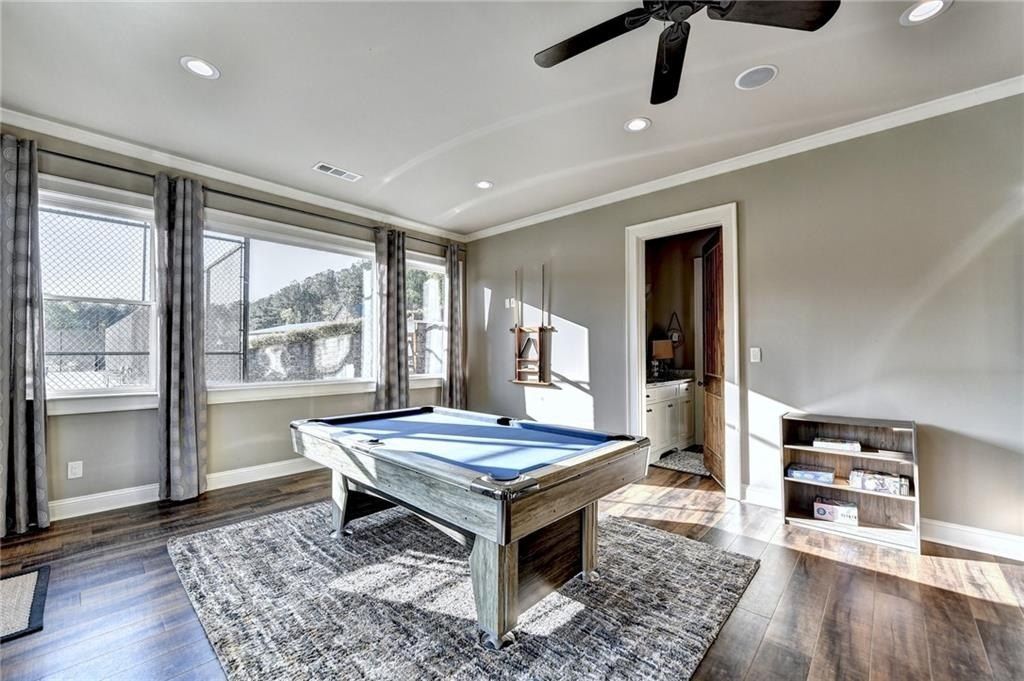 Luxurious Estate in Dacula, Georgia: Perfect Blend of High-End Living and Equestrian Enthusiasm Asking $5,999,999