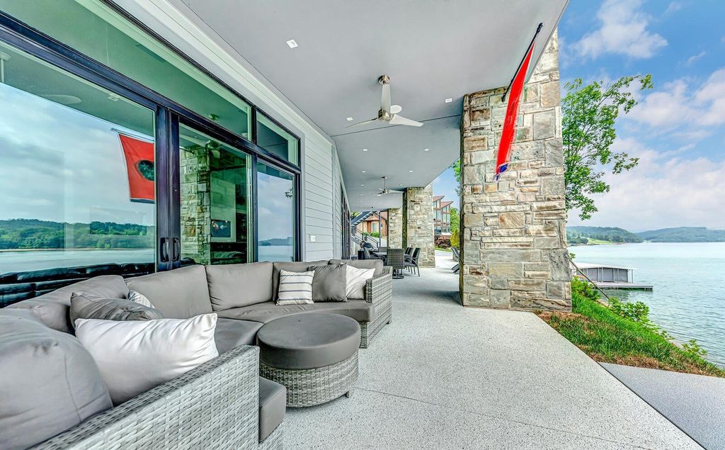 Magnificent Lake Home with Panoramic Views in Tennessee hits The Market for $11,497,000 55 Luxurious Lakefront Living at The Peninsula, La Follette, Tennessee: Breathtaking Home Listed for $11.997 Million