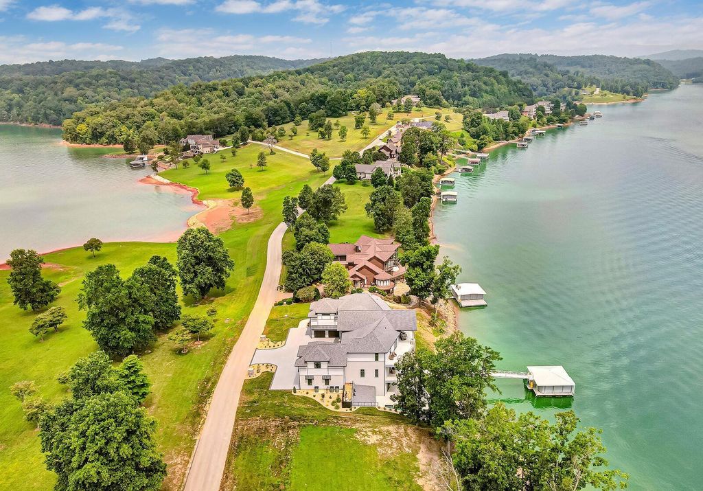 Magnificent Lake Home with Panoramic Views in Tennessee hits The Market for $11,497,000 59 Luxurious Lakefront Living at The Peninsula, La Follette, Tennessee: Breathtaking Home Listed for $11.997 Million
