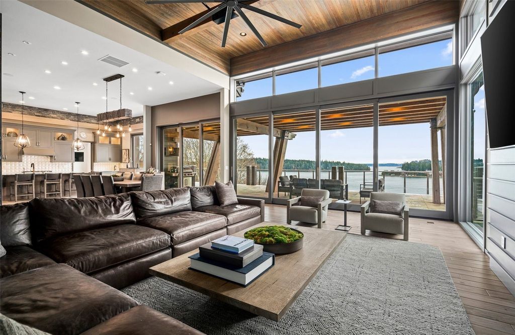 Luxurious Retreat in Shelton, Washington: A Masterpiece of Design, Materials, and Attention to Detail, Listed at $6.5 Million