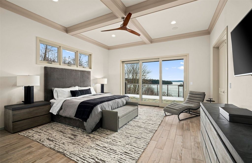 Luxurious Retreat in Shelton, Washington: A Masterpiece of Design, Materials, and Attention to Detail, Listed at $6.5 Million