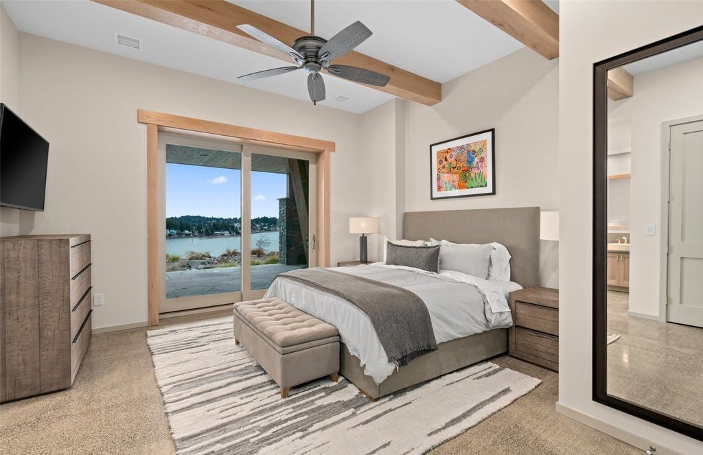 Luxurious Retreat in Shelton, Washington: A Masterpiece of Design, Materials, and Attention to Detail, Listed at $6.5 Million