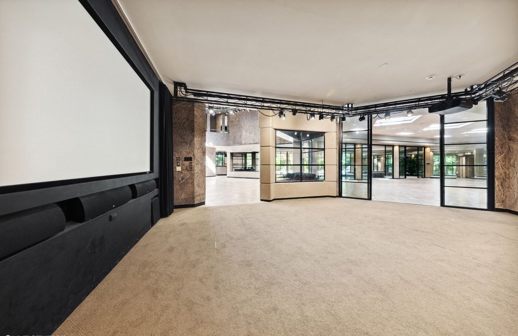 Luxurious and Secluded Estate on 26.2 Acres in Saint Charles, Illinois Listing for $2.99 Million