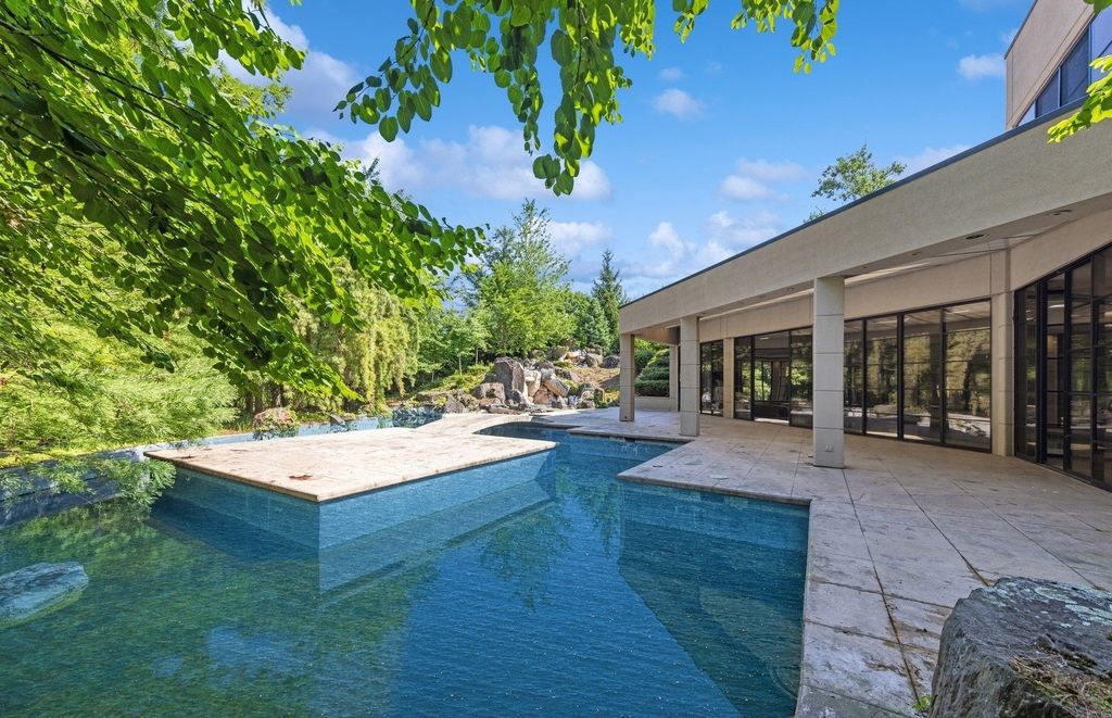 Luxurious and Secluded Estate on 26.2 Acres in Saint Charles, Illinois Listing for $2.99 Million