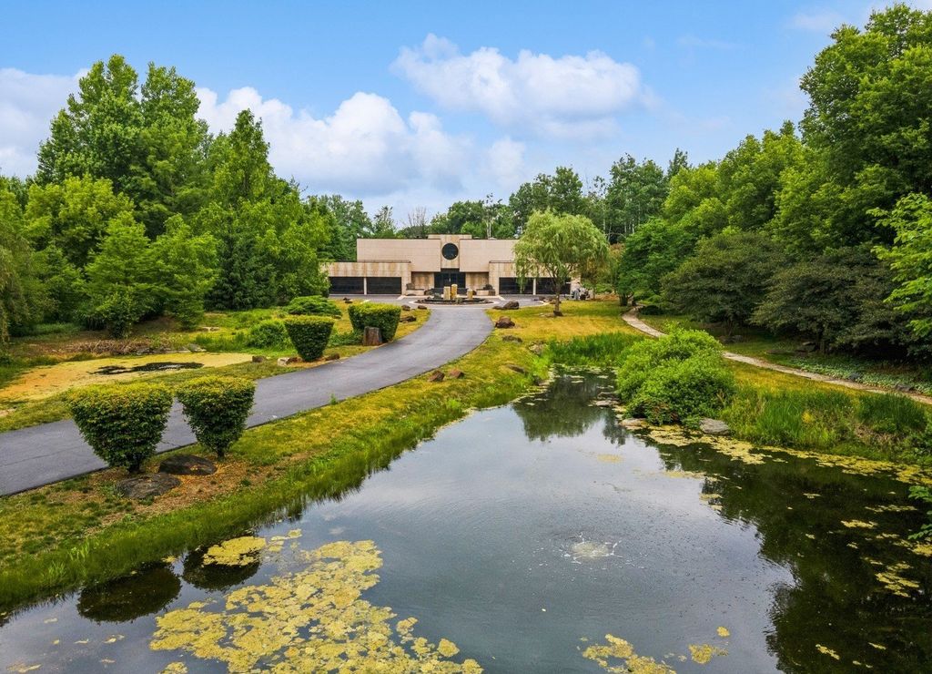 Luxurious and Secluded Estate on 26.2 Acres in Saint Charles, Illinois Listing for $2.99 Million