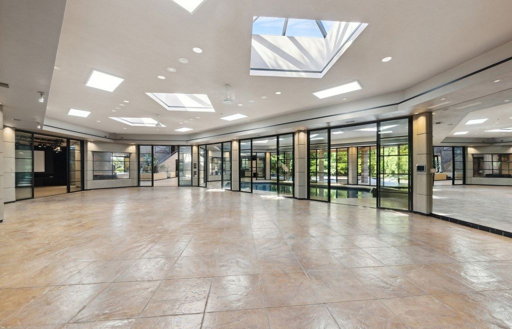 Luxurious and Secluded Estate on 26.2 Acres in Saint Charles, Illinois Listing for $2.99 Million