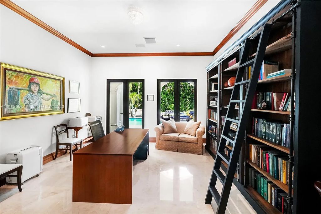 Welcome to Villa di Vista, an exquisite 6-bed, 7-bath masterpiece in  12500 Vista Lane, Pinecrest, Florida. With 7,536 sqft of luxury, high ceilings, and abundant natural light, this custom-built estate exudes charm