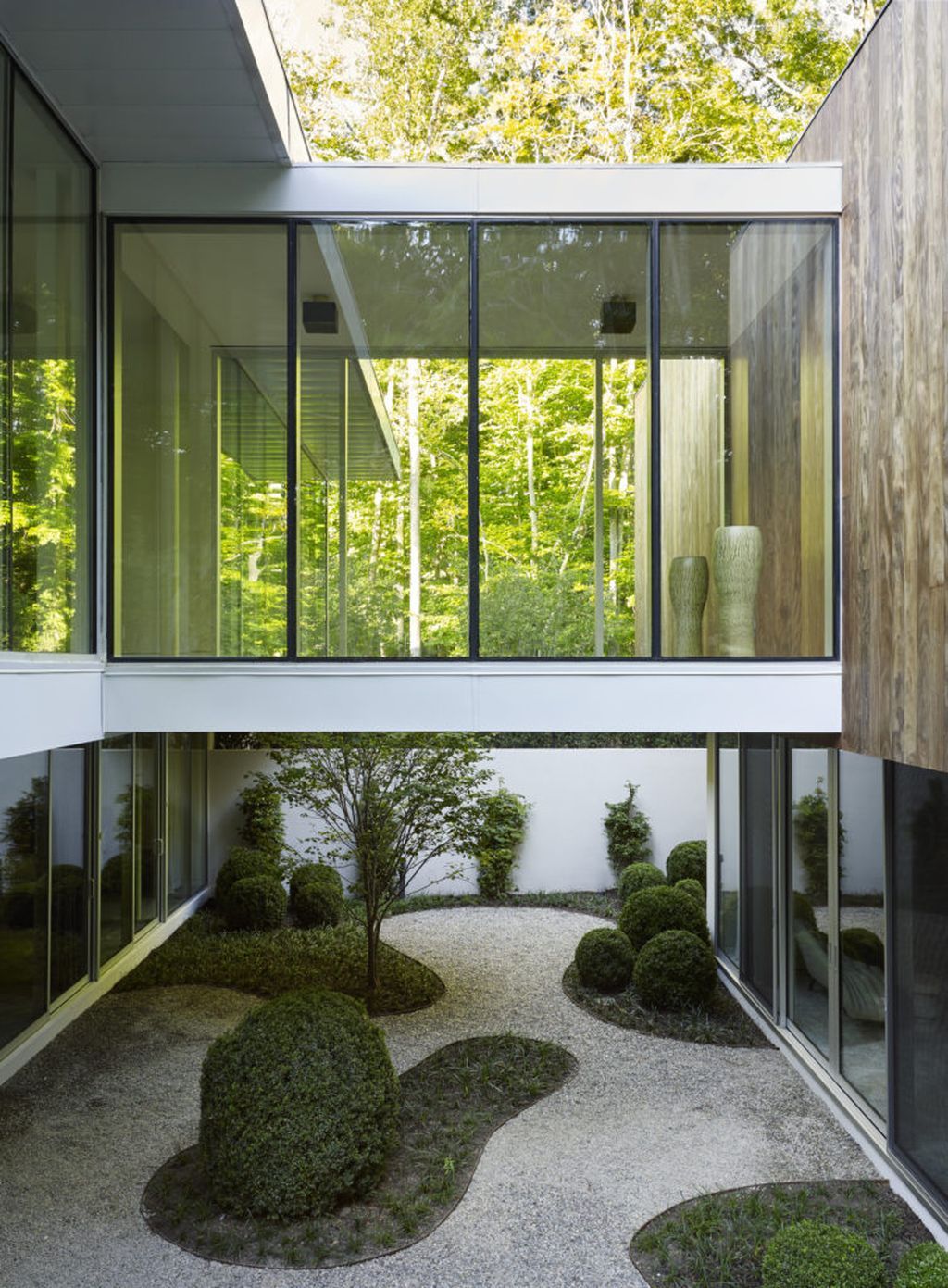 Old Orchard House, a Linear, Single Story Glass House by BMA Architect