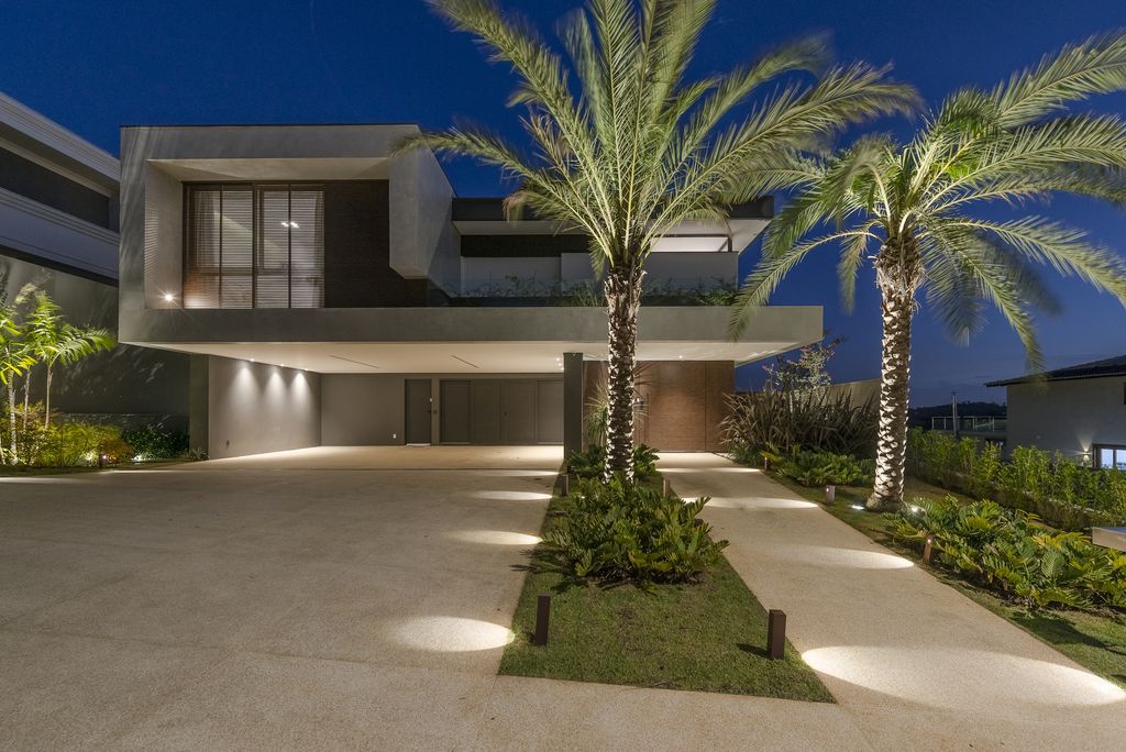 Prado Residence, Creates a Harmonious Flow by Padovani Arquitetos