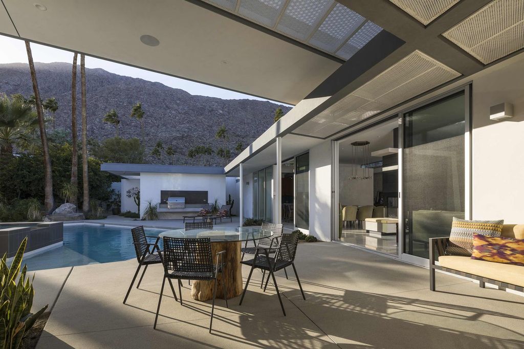 Ridge Vista House blends mountain view with landscape by o2 Architecture 26