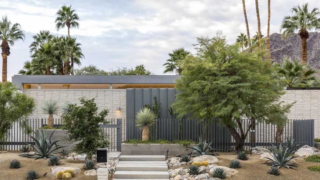 Ridge Vista House blends mountain view with landscape by o2 Architecture