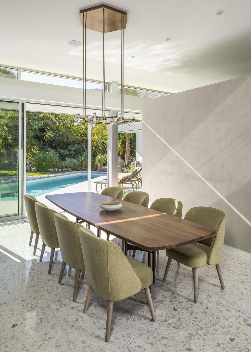 Ridge Vista House blends mountain view with landscape by o2 Architecture