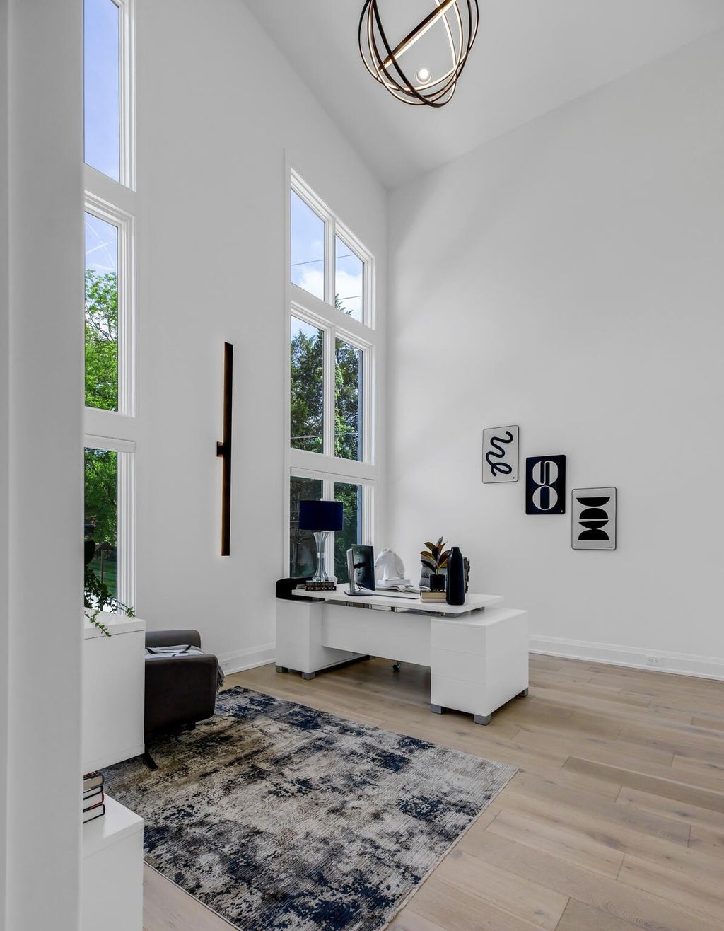 Secluded Oasis of Modern Living on Expansive 2.21 Acre Estate in Brentwood, Tennessee Priced at $5,299M
