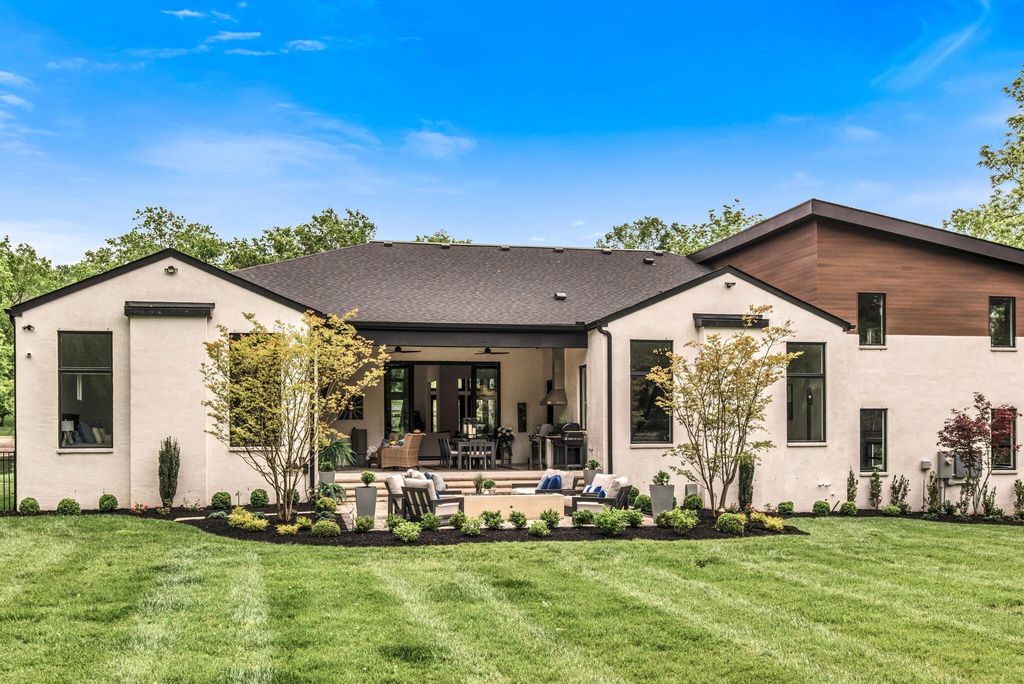 Secluded Oasis of Modern Living on Expansive 2.21 Acre Estate in Brentwood, Tennessee Priced at $5,299M