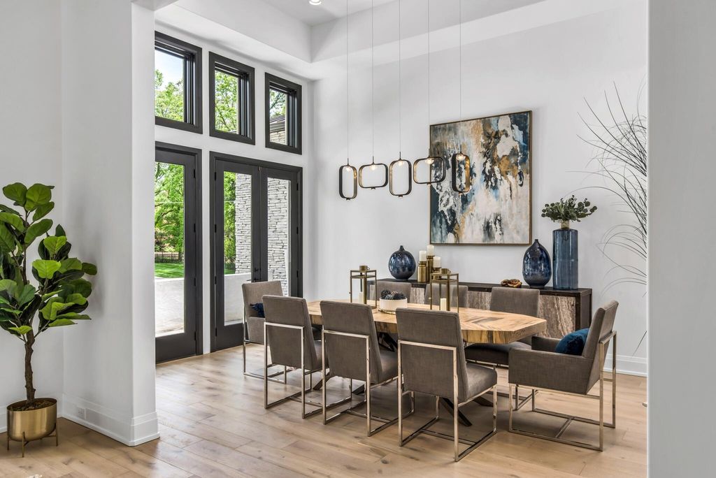 Secluded Oasis of Modern Living on Expansive 2.21 Acre Estate in Brentwood, Tennessee Priced at $5,299M