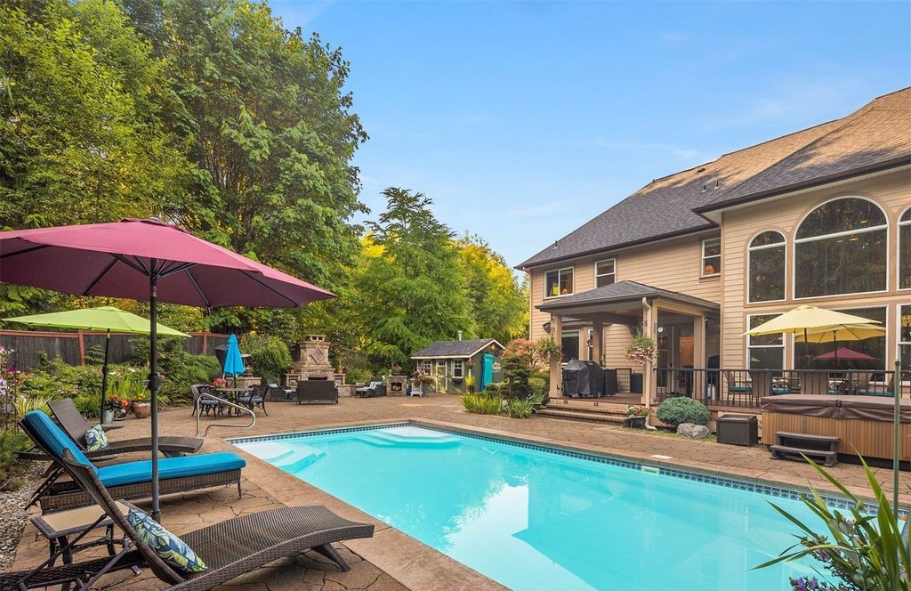 Secluded and Luxurious Duvall Retreat in Washington with Resort-like Amenities Offered at $2.685 Million