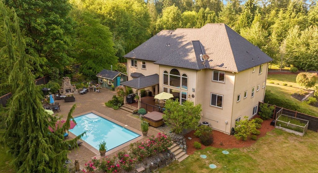 Secluded and Luxurious Duvall Retreat in Washington with Resort-like Amenities Offered at $2.685 Million