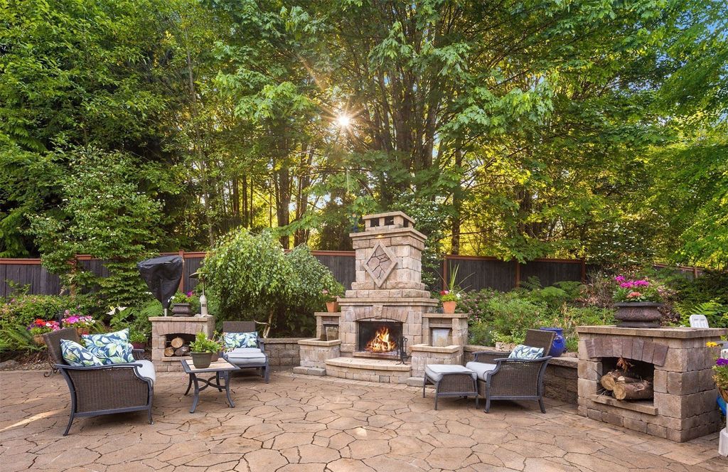 Secluded and Luxurious Duvall Retreat in Washington with Resort-like Amenities Offered at $2.685 Million