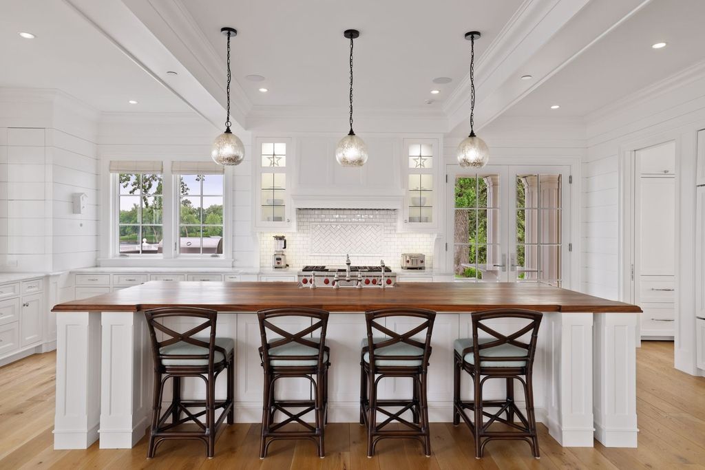 Spectacular Private Peninsula Estate with 1,700' Frontage on Wayzata Bay, Minnesota - Listed at $14.75 Million