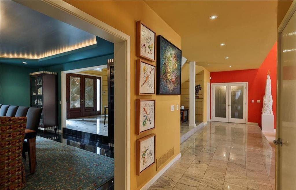 Stunning Allentown, Pennsylvania Property: Posocco's Custom Contemporary Masterpiece Listed at $2.35 Million