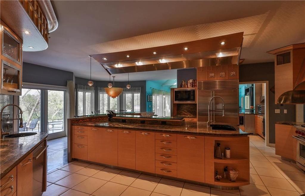 Stunning Allentown, Pennsylvania Property: Posocco's Custom Contemporary Masterpiece Listed at $2.35 Million