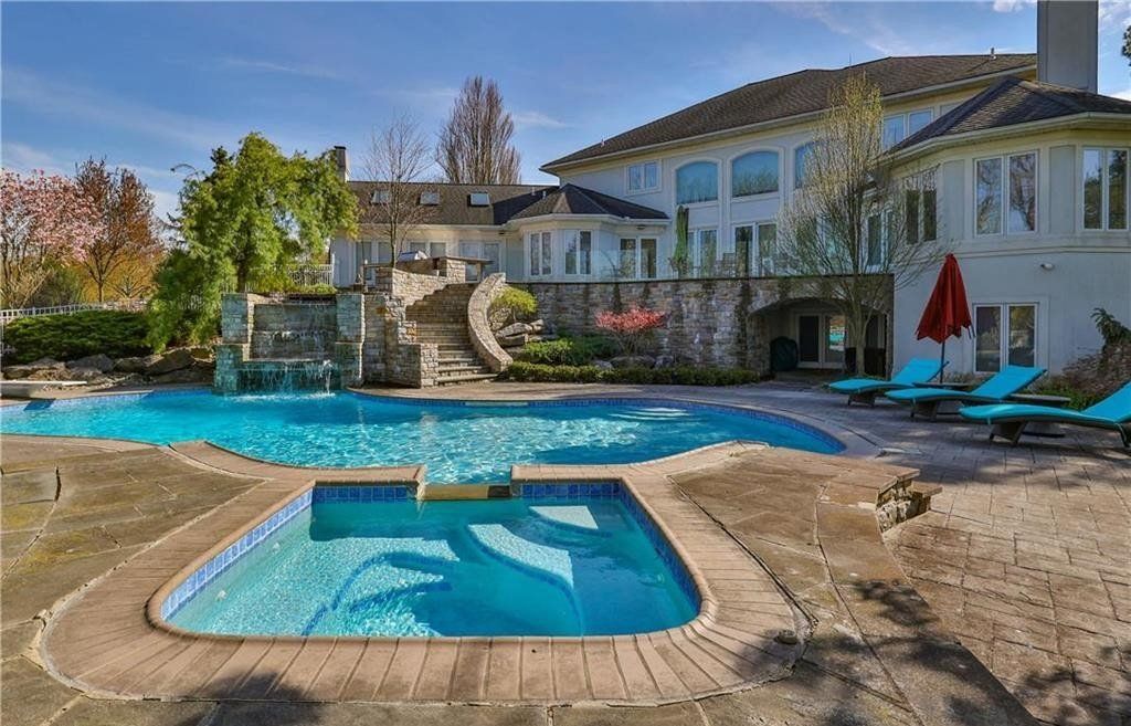 Stunning Allentown Pennsylvania Property Posoccos Custom Contemporary Masterpiece Listed at 2.35 Million 5