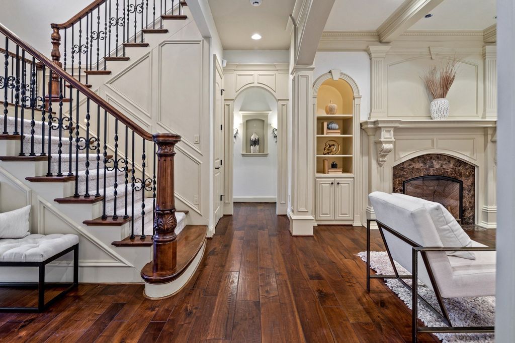 Tuscan-Inspired Luxury Home with Modern Amenities in Serene Vancouver, Washington Listed at $2.1 Million