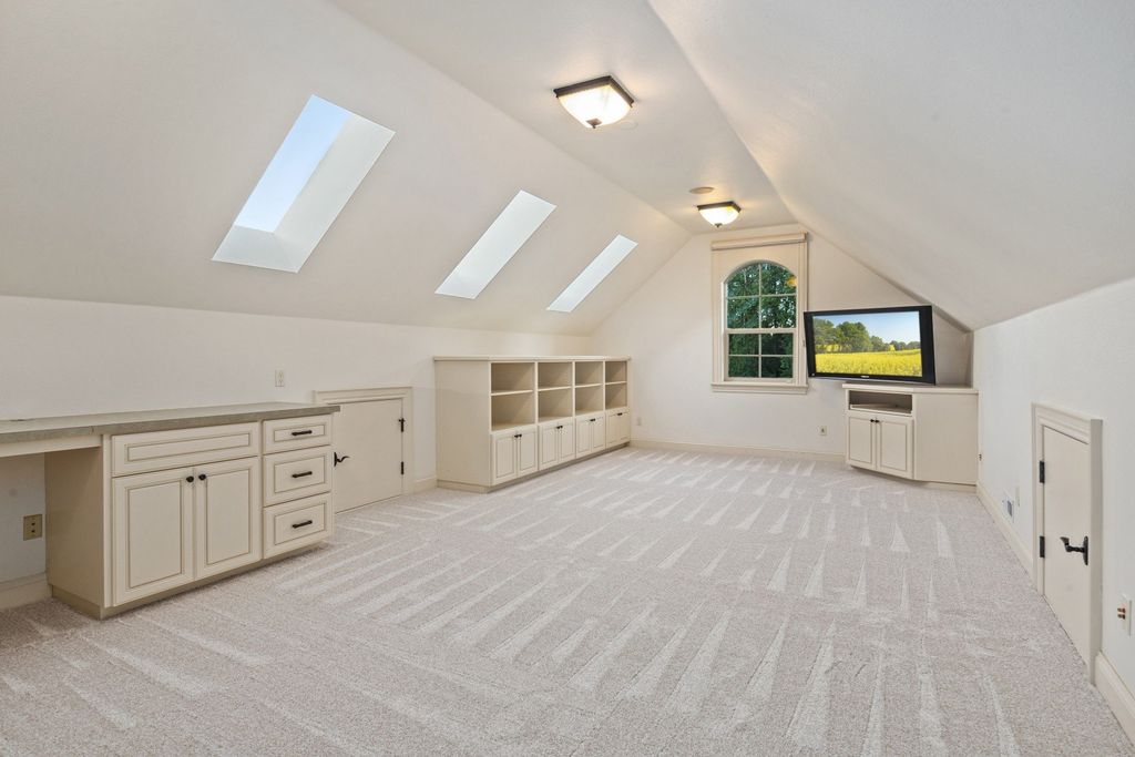 Tuscan-Inspired Luxury Home with Modern Amenities in Serene Vancouver, Washington Listed at $2.1 Million