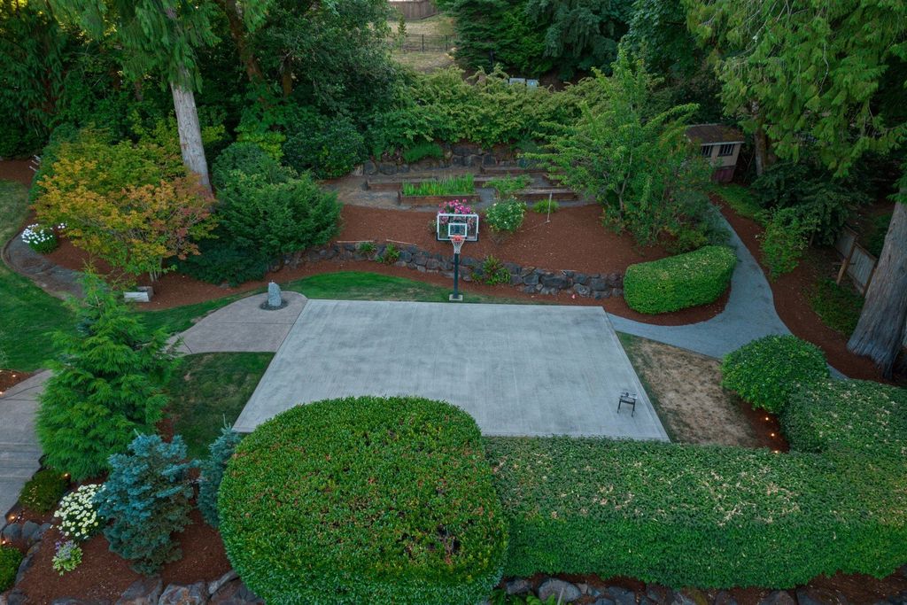 Tuscan-Inspired Luxury Home with Modern Amenities in Serene Vancouver, Washington Listed at $2.1 Million