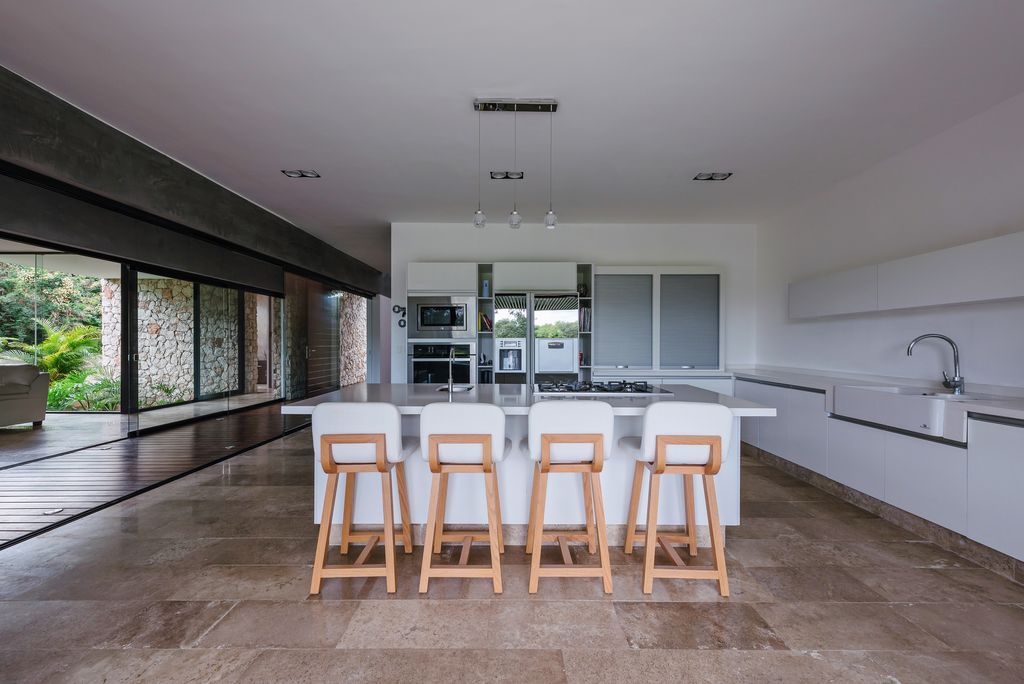 Winter House Features Harmonious interaction with the Exterior by LAAR 26 1