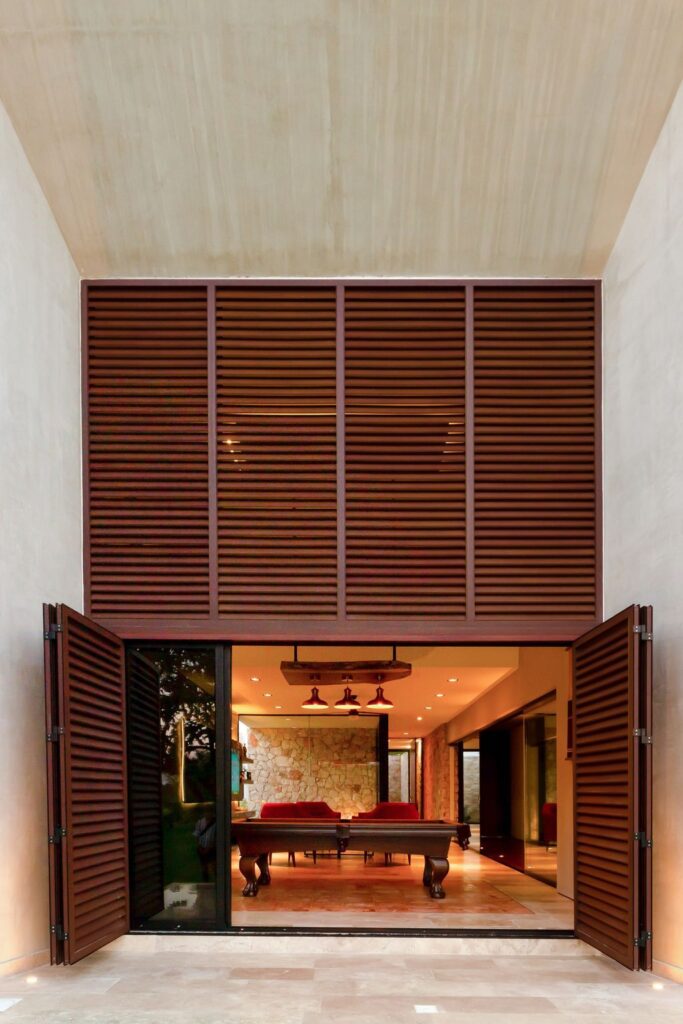 Winter House Features Harmonious interaction with the Exterior by LAAR 31 1