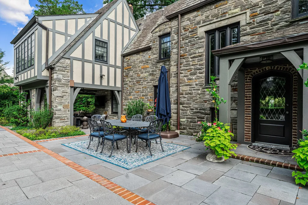 1 Blakeley Road Home in Haverford, Pennsylvania. Step into the elegance of the 1930s with this captivating residence nestled in the sought-after Merion Golf neighborhood. Meticulously renovated with sophistication, the home boasts beautiful materials, exquisite craftsmanship, and luminous designs throughout. 
