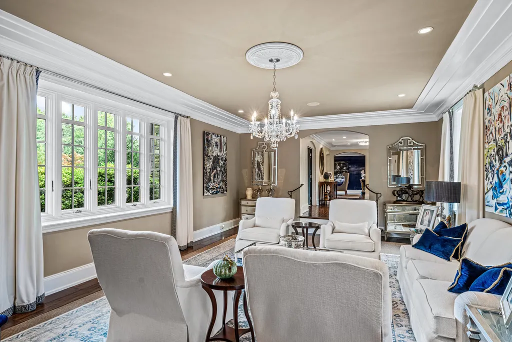 1 Blakeley Road Home in Haverford, Pennsylvania. Step into the elegance of the 1930s with this captivating residence nestled in the sought-after Merion Golf neighborhood. Meticulously renovated with sophistication, the home boasts beautiful materials, exquisite craftsmanship, and luminous designs throughout. 