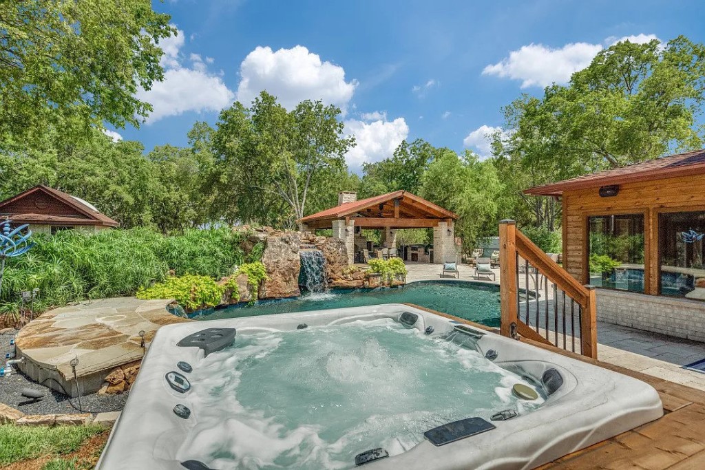 1300 Brush Creek Rd Argyle TX 76226 16