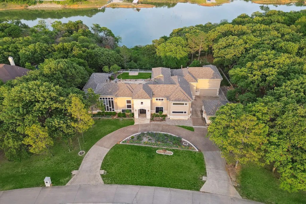 1502 Noble Way Flower Mound TX 75022 22