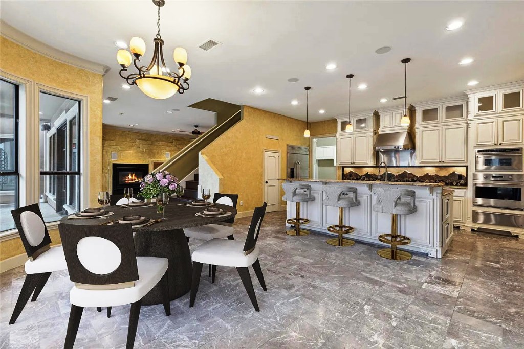 1502 Noble Way Flower Mound TX 75022 6