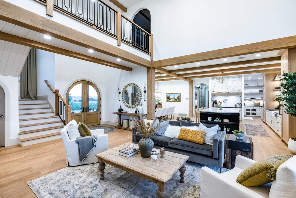 186 West Lazy Acres Lane Home in Kamas, Utah. Step into luxury living with this stunning 2022-built Park City Showcase home nestled on over 1.2 acres in Lazy Acres Ranch Estates. Crafted by Jana Gough Interiors and renowned Gough Contracting, this masterpiece offers exceptional finishes throughout.
