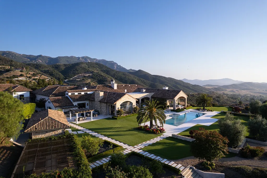 2700 White Stallion Road Home in Thousand Oaks, California. Discover the absolute crown jewel of Hidden Valley in the prestigious White Stallion Ranch gated community. This completely rebuilt Napa farmhouse sits on 22 private landscaped acres, offering breathtaking 360-degree views of city lights, mountains, and the ocean. 