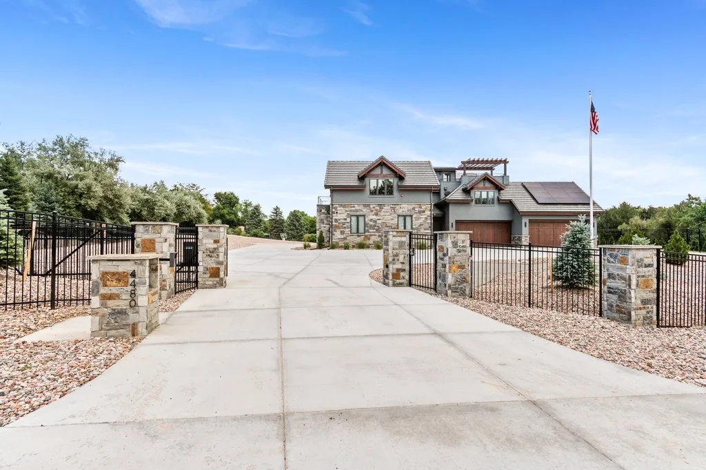 4480 S Holly Street Home in Cherry Hills Village, Colorado. Discover a masterpiece of modern luxury and sustainable living in Cherry Hills Village. This 2022-built home showcases the perfect blend of sophistication and Colorado charm, featuring geothermal heating, Tesla powerwalls, commercial solar panels, and advanced technology. 