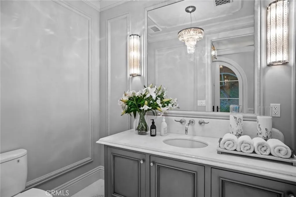 470 Virginia Road Home in San Marino, California. Discover the epitome of modern luxury living in this brand new San Marino home. Built by Rykadan Intl, designed by ilustracion by Jake, and developed by Bowden Development, this 8000 sqft estate offers impeccable finishes, high-end amenities, and an expansive outdoor oasis. With 6 bedrooms, 7.5 baths, a state-of-the-art home theater, gym, and pool, this is the ultimate in convenience and comfort.